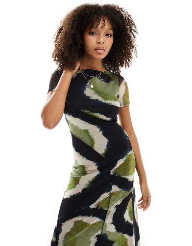 Robe longue en tulle imprimé abstrait à manches courtes et surpiqûres - Vert - Asos Design - Modalova