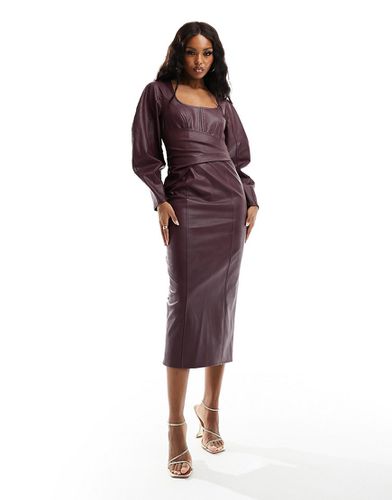 Robe mi-longue en PU avec encolure carrée, taille torsadée et manches volumineuses - Bordeaux - Asos Design - Modalova