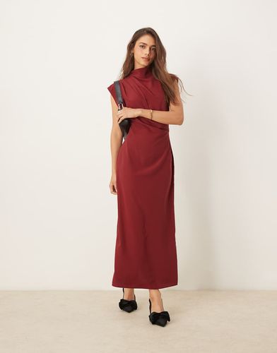 Robe mi-longue sans manches à col montant et encolure drapée - Bordeaux - Asos Design - Modalova