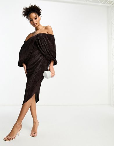 Robe mi-longue plissée à superposition avec dos ouvert - Chocolat - Asos Design - Modalova