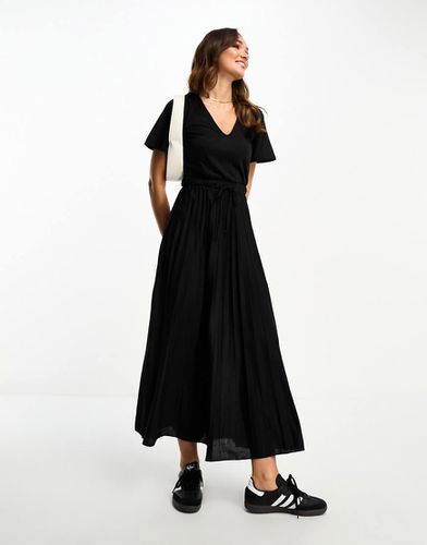 Robe mi-longue plissée et nouée à la taille avec col en V - Asos Design - Modalova