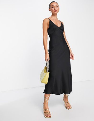 Robe nuisette en satin martelé avec bonnets montants - Asos Design - Modalova