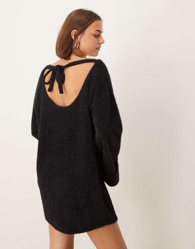 Robe pull courte souple en tissu duveteux ultra doux - Asos Design - Modalova