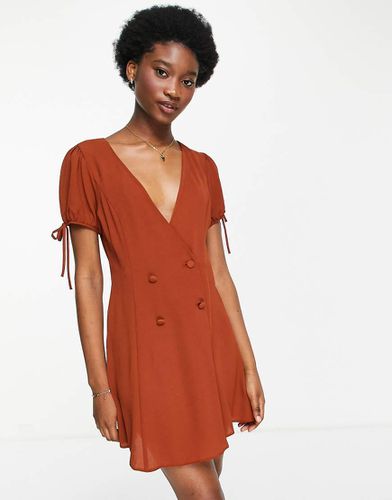 Robe rétro courte croisée - Rouille - Asos Design - Modalova