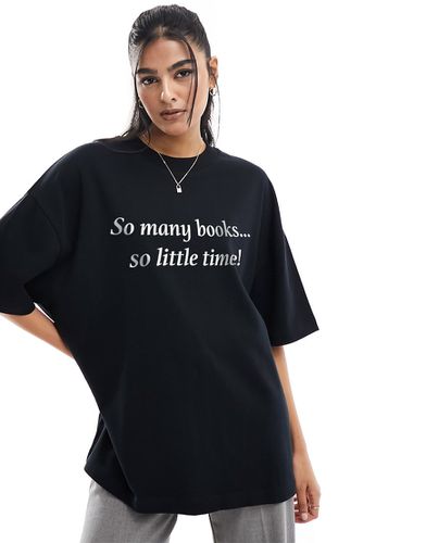 T-shirt coupe boyfriend à imprimé So Many Books - Asos Design - Modalova