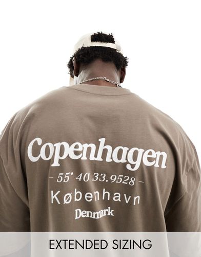 T-shirt décontracté avec imprimé Copenhagen au dos - Marron - Asos Design - Modalova