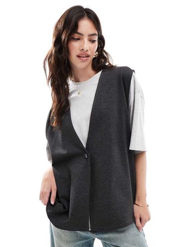 T-shirt et gilet de costume 2-en-1 - Gris et blanc - Asos Design - Modalova