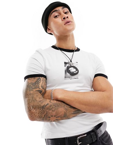 T-shirt moulant à bordures contrastantes avec imprimé bouche sur la poitrine - Asos Design - Modalova