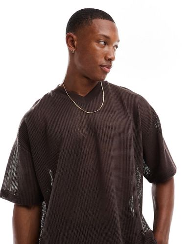 T-shirt oversize à col V en tissu ajouré - Marron - Asos Design - Modalova