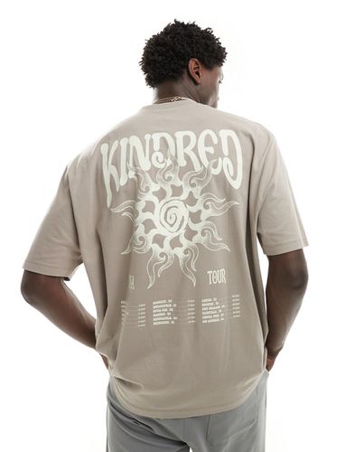 T-shirt oversize à imprimé céleste au dos - Taupe - Asos Design - Modalova