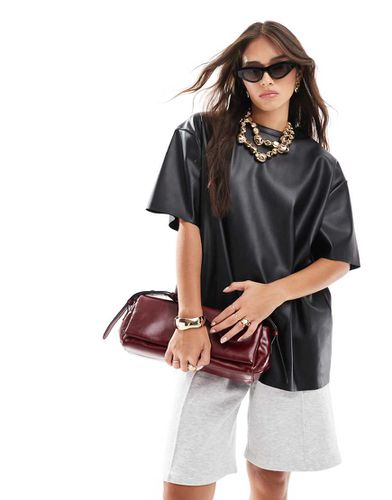 T-shirt oversize en PU - Asos Design - Modalova