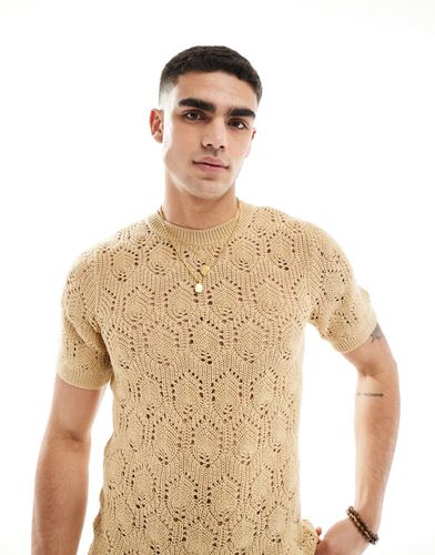 T-shirt ras de cou moulant en maille pointelle contrastante avec surpiqûres - Marron - Asos Design - Modalova
