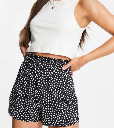 ASOS DESIGN Tall - Short à pois avec taille froncée - Noir et blanc - Asos Tall - Modalova