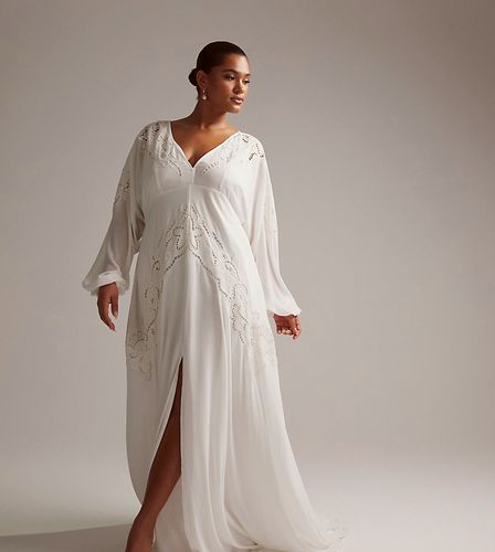 ASOS EDITION Curve - Florence - Robe de mariée ajourée à manches longues et décolleté plongeant - Ivoire - Asos Curve - Modalova