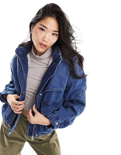 Veste en jean fonctionnelle à capuche - Délavage moyen - Bershka - Modalova