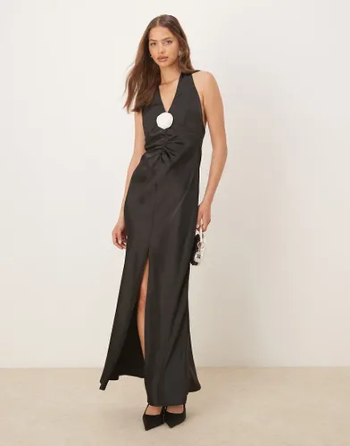 Robe dos nu longue en satin - Gina Tricot - Modalova