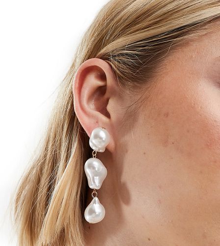Boucles d'oreilles pendantes avec perles irrégulières - Designb London - Modalova
