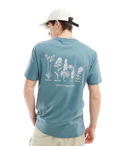 Exclusivité ASOS - - Navy Heights - T-shirt avec petit imprimé fleurs au dos - Columbia - Modalova