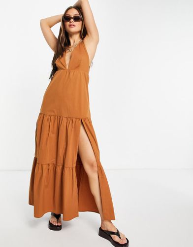 Robe longue fendue sur la cuisse avec dos nu oversize - Fashion Union - Modalova