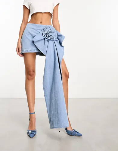 The Brand - Mini-jupe en jean avec grosse fleur - délavé - Kyo - Modalova