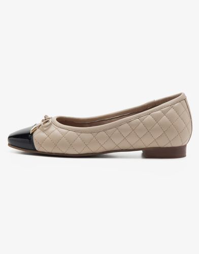 Sloane - Ballerines en cuir - Beige - Off The Hook - Modalova