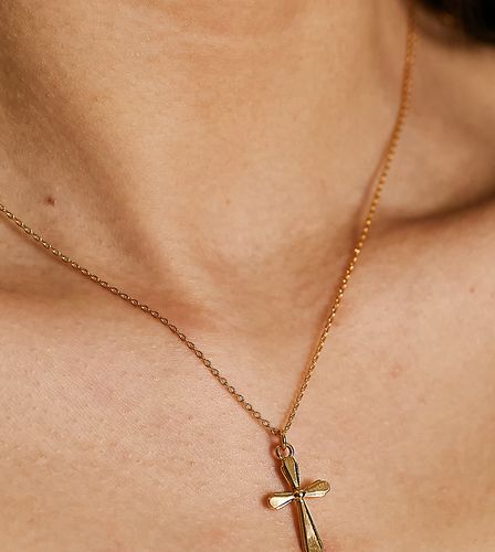 Collier épuré en plaqué or avec pendentif croix - Orelia - Modalova