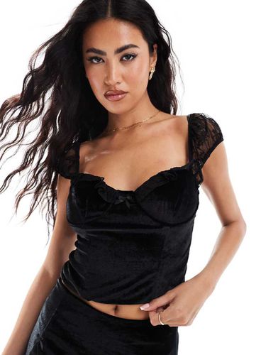 Top corset en velours d'ensemble avec dentelle - Love Triangle - Modalova