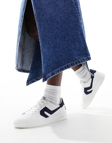 Swift - Baskets en cuir avec étiquette en daim à l'arrière - et bleu marine - Levi's - Modalova