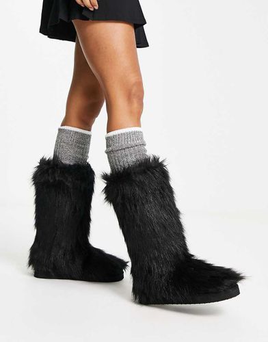 Monki - Bottes en fourrure - Noir - Monki - Modalova