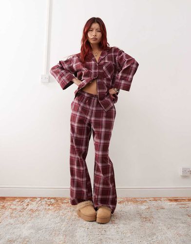 Pantalon de pyjama d'ensemble en flanelle à carreaux - Bordeaux - Monki - Modalova