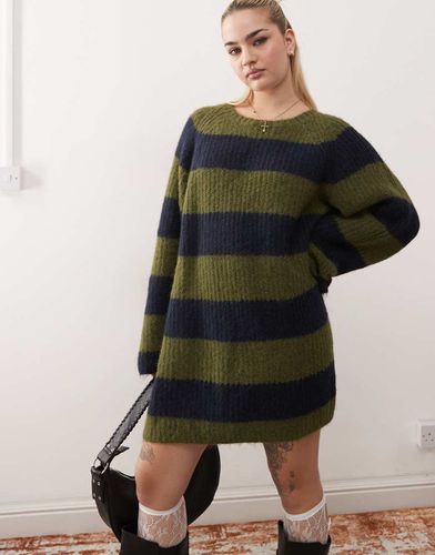 Robe courte en maille rayée avec col ras de cou et manches longues - Kaki/bleu marine - Monki - Modalova