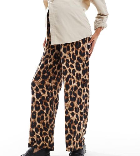 Mamalicious - Pantalon ample de grossesse avec imprim lopard et bande passant sous le ventre - Mama.licious - Modalova