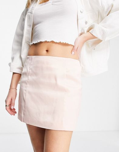 Mini-jupe d'ensemble taille basse en satin - pâle - Miss Selfridge - Modalova