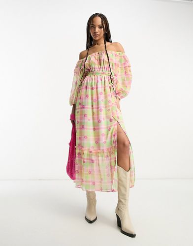 Robe longue en mousseline à carreaux vichy et imprimé fleuri avec encolure Bardot et lien noué sur la taille - Miss Selfridge - Modalova