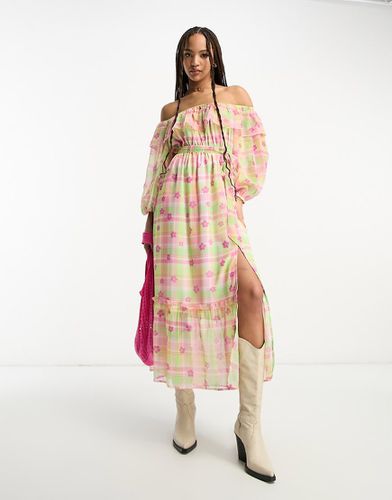 Robe longue en mousseline à carreaux vichy et imprimé fleuri avec encolure Bardot et lien noué sur la taille - Miss Selfridge - Modalova