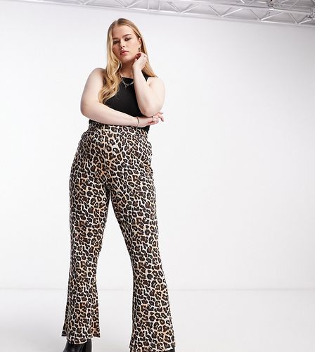 Pantalon évasé à imprimé léopard - Noisy May Curve - Modalova