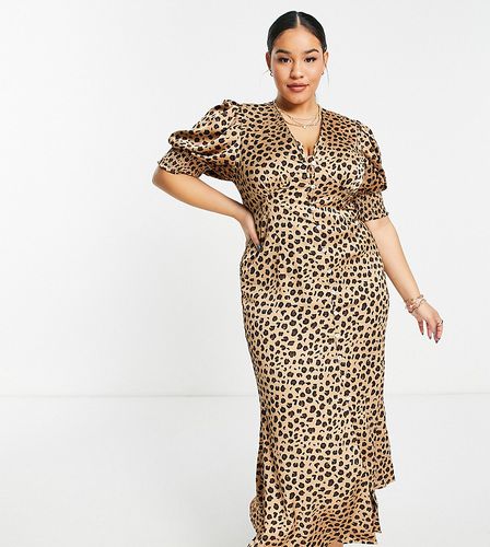 Lindos - Robe boutonnée longue à imprimé léopard - Never Fully Dressed Plus - Modalova