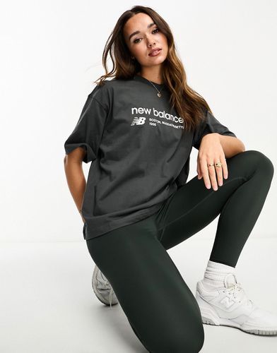 Linear Heritage - T-shirt décontracté - délavé - New Balance - Modalova