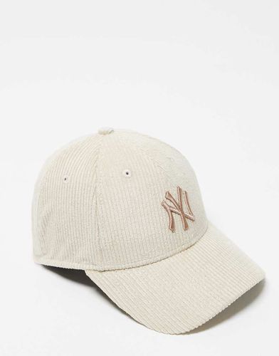 NY Yankees 9forty - Casquette en velours côtelé - Beige - New Era - Modalova