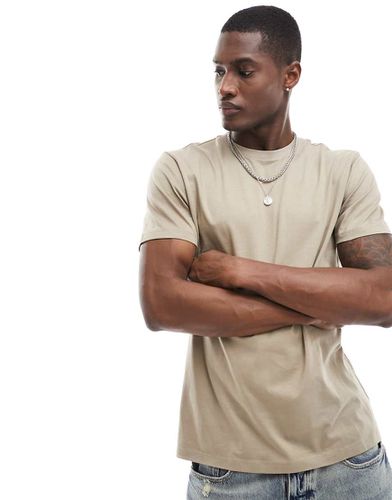 T-shirt ras de cou coupe classique - Taupe - New Look - Modalova