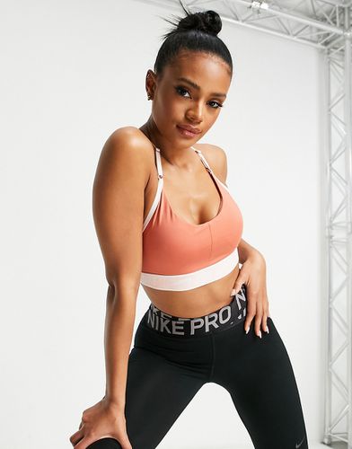 Indy Dri-FIT - Brassière de sport maintien léger avec bande ornée du logo - Nike Training - Modalova