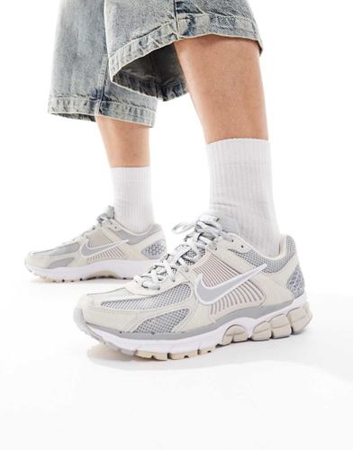 Zoom Vomero 5 - Baskets - Gris et beige - Nike - Modalova
