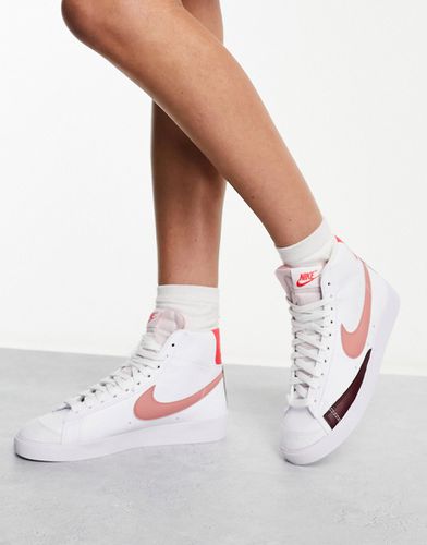 Blazer '77 NN - Baskets mi-hautes - et rouge stardust - Nike - Modalova