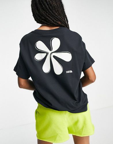 Fiber - T-shirt à logo virgule et fleur au dos - Nike - Modalova