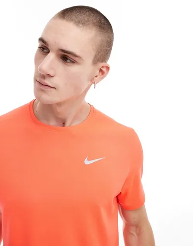 Dri-FIT Miller - T-shirt - Orange - Nike Running - Modalova