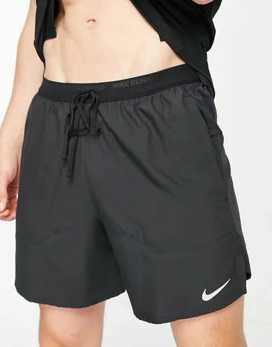Stride - Short 2-en-1 en tissu Dri-FIT - Nike Running - Modalova