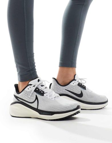 Vomero 17 - Baskets - et noir - Nike Running - Modalova