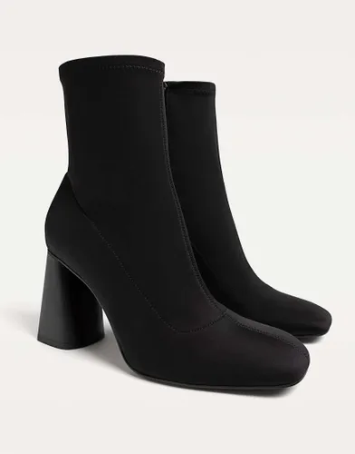 Bottines effet noprne  talon haut - Stradivarius - Modalova