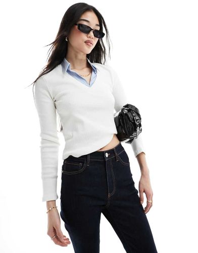 Pull effet superpos  col V avec dtail col de chemise - Stradivarius - Modalova