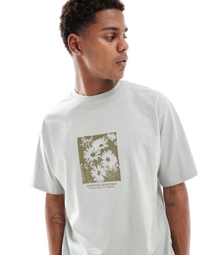 T-shirt à imprimé fleurs - sauge - Pull & bear - Modalova